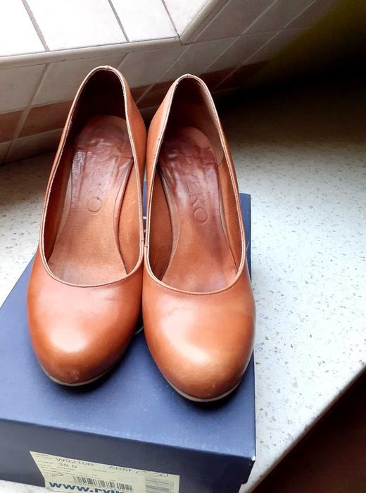 Buty  damskie 39
