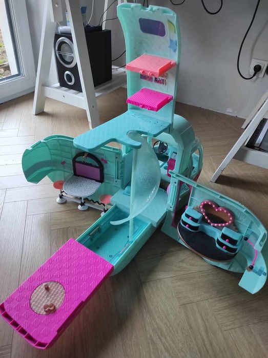 Lol suprise Kamper 2w1