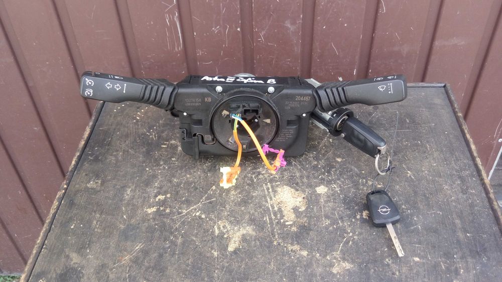 Opel Astra H Zafira B przełącznik zespolony KB moduł CIM