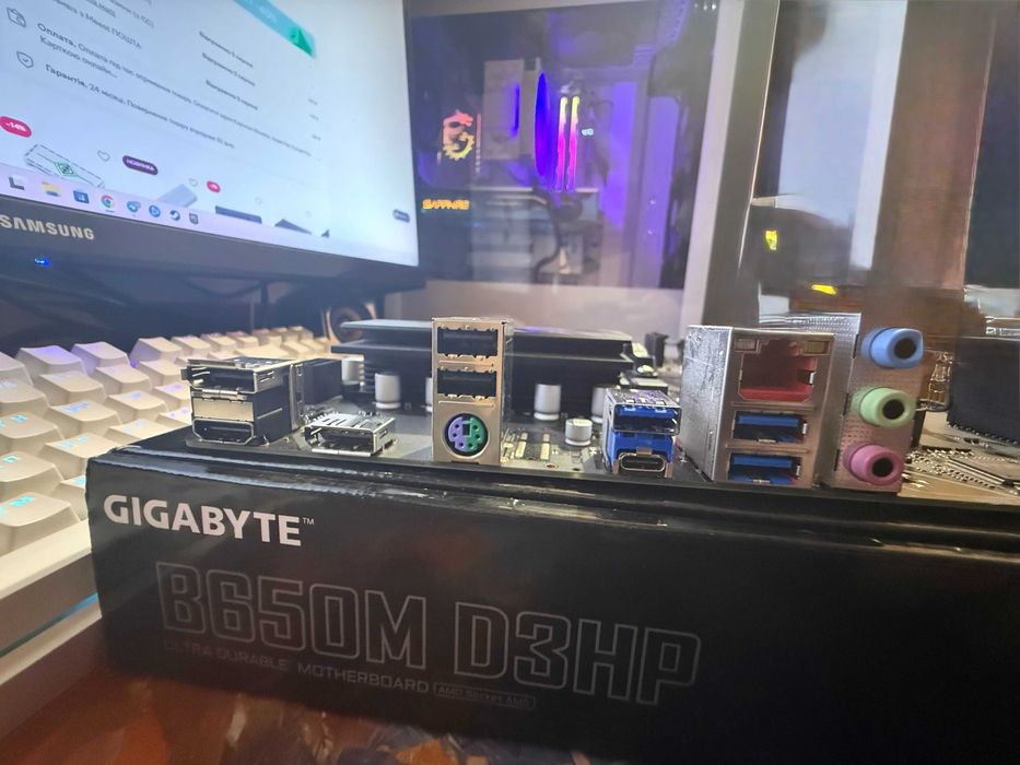 Материнська плата Gigabyte B650M D3HP (sAM5, AMD B650)