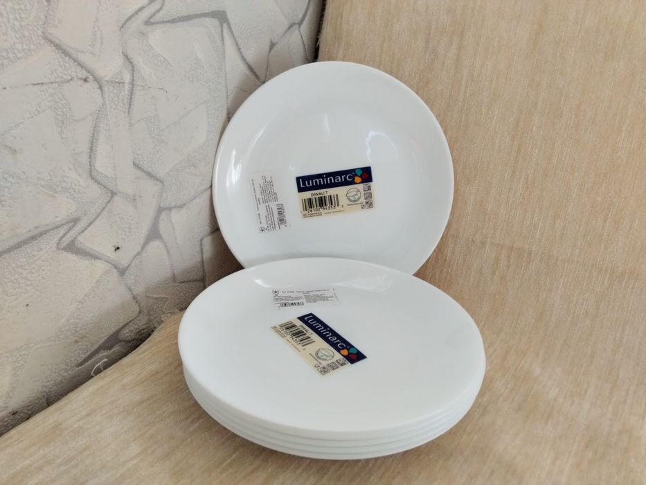 Тарелки "Luminarc Diwali" и блюдца СССР
