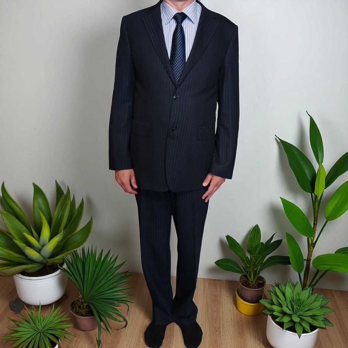 Темно-синій костюм VORONIN, 52 р.