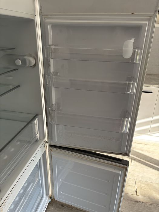 Lodówka Polar 197 litrów