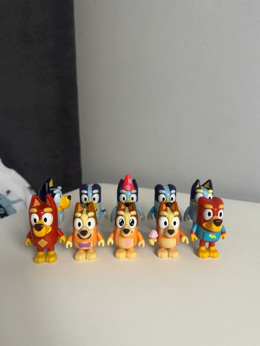 Набір фігурок родини та друзів Блуї Bluey Blueys Family & Friends