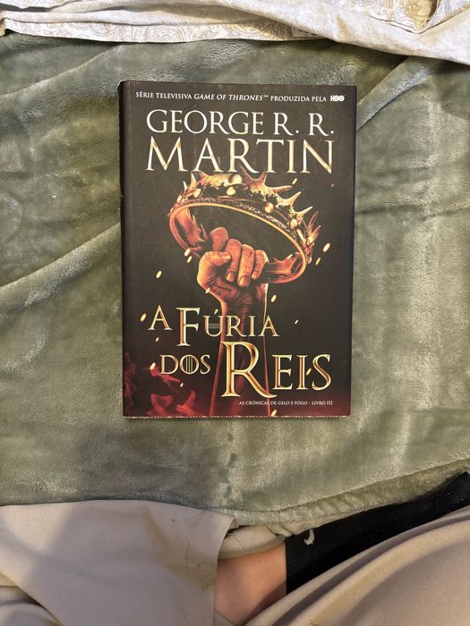 As cronicas de gelo e fogo - Game of thornes