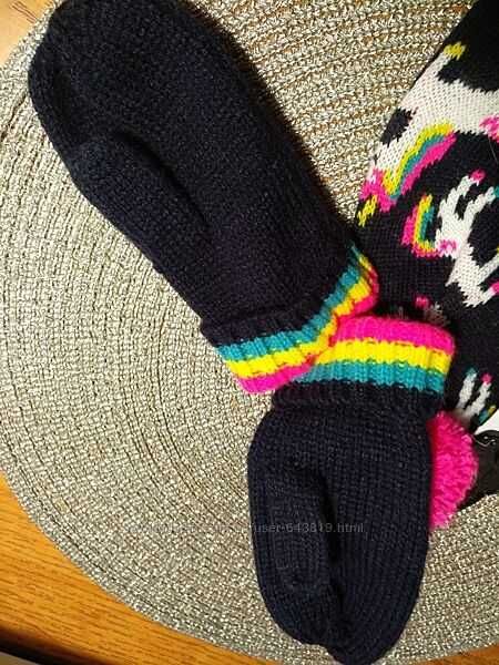 Комплект- шапочка с рукавичками на 1-3г. Новое.