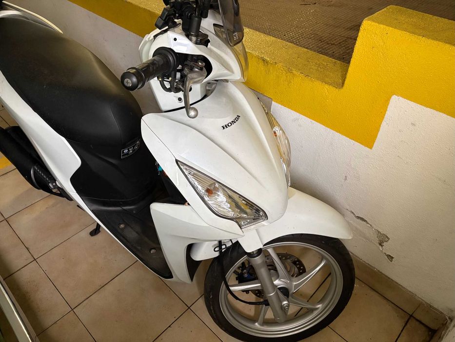 Scooter Honda Vision