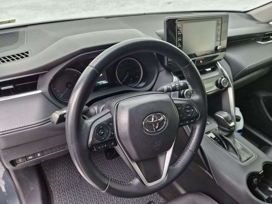 Toyota Venza гібрид 2022рік