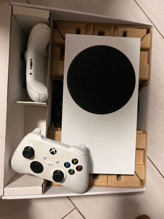 Ігрова консоль Xbox Series S 512GB