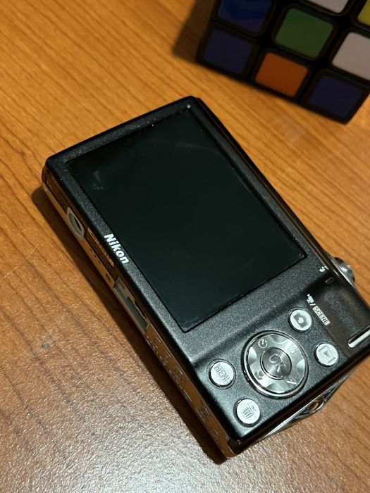 Nikon Coolpix s3000 stan nieznany bez baterii
