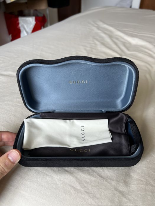 Caixa de Óculos de Veludo - Gucci