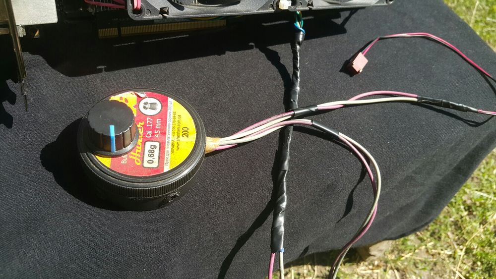 Видеокарта Asus HD 7950 3 GB GDDR5 с реобасом