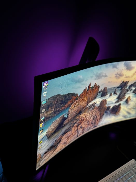 Odyssey G7 27 240hz 2k