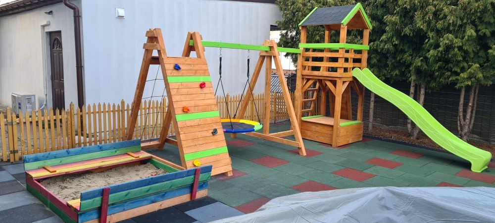 Plac zabaw, domek dla dzieci,domek drewniany DOSTĘPNE ! Meble ogrodowe, huśtawka.