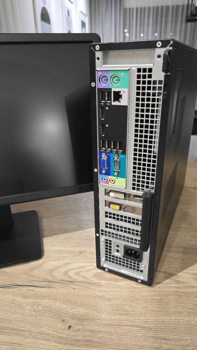 *** RETRO Zestaw - Dell 7010 / i5 - 4x3.2GHz / 4GB DDR3 / GT710-1GB / WinXP ***