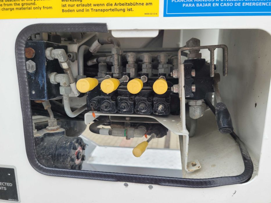 p200axe/koszowy/20m/nissan/zwyżka/podnośnik/multitel/isoli/palfinger