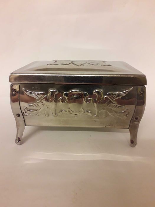 Stara polska szkatułka.