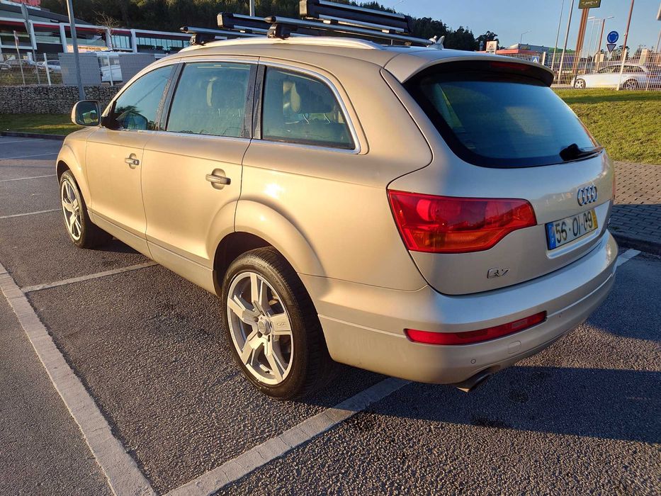 AUDI Q7 3.0 TDI quattro S-Line Triptronic