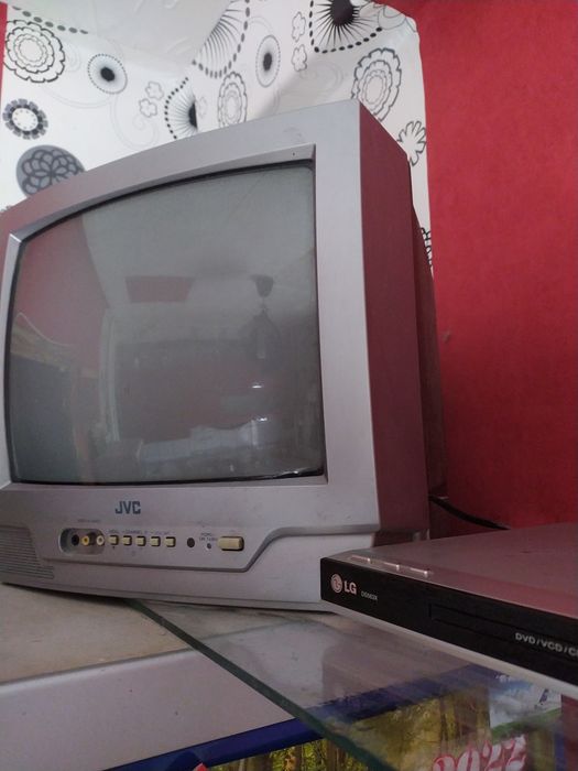 Телевизор JVC   (Корея)
