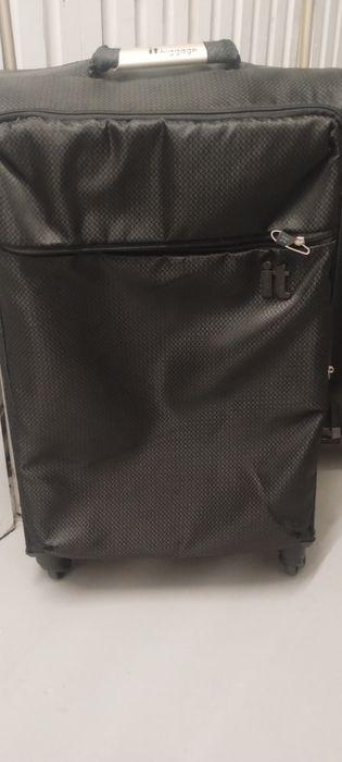 черный мягкий чемодан IT Luggage