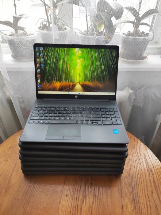 Ноутбук HP 250 G8 15.6 IPS FullHD/i5 1135G7/16/256
