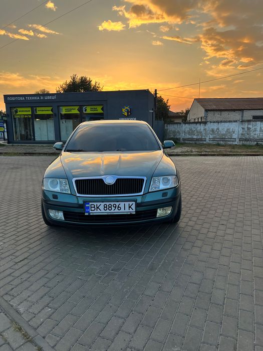 Авто в оренду машина на прокат rental car