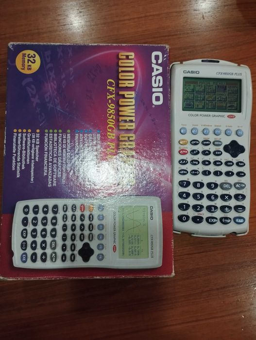 Calculadora Casio CFX-9850GB Plus
