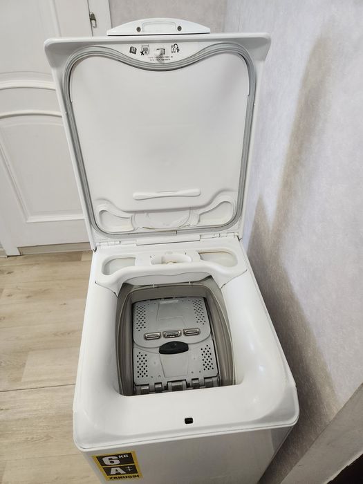 Продам БУ стиральну машинку Zanussi Lindo100. Торг