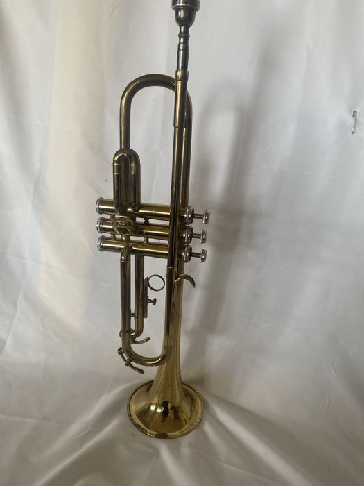 Trompete antiga da marca Bandmaster