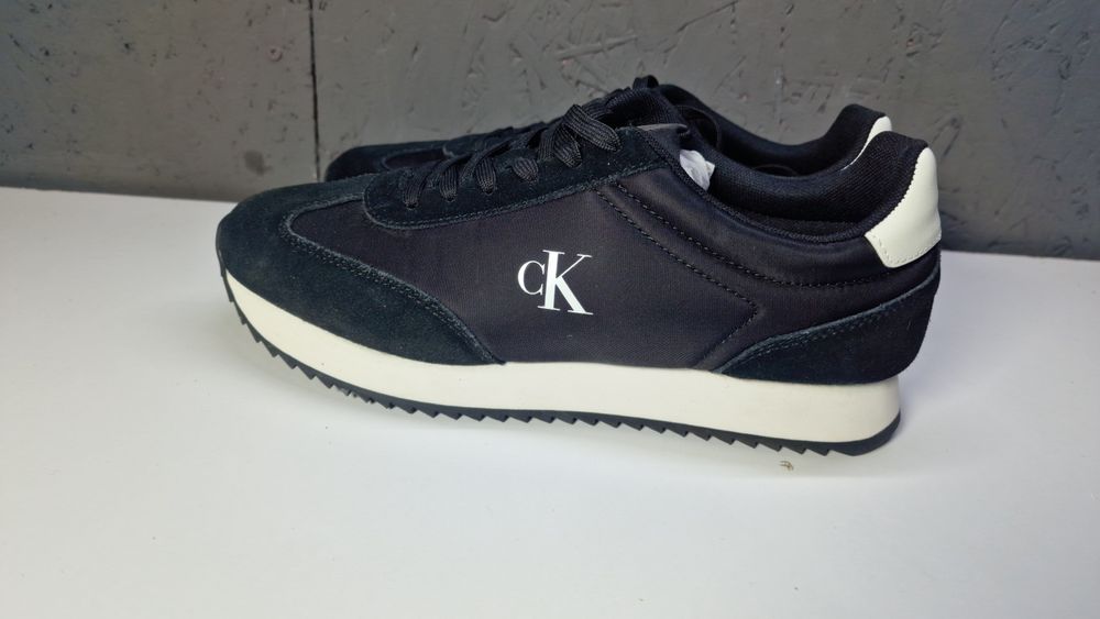 Calvin Klein Jeans   Розмір 39