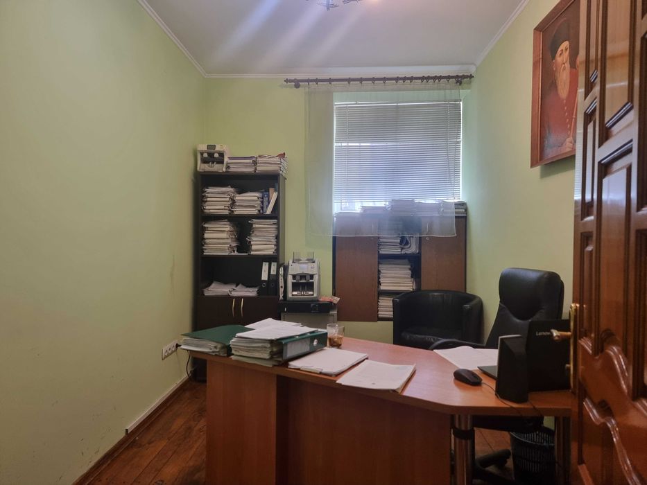 Продаж нежитлове приміщення 60.2 м.кв. вул. Поповича 2 м. Львів