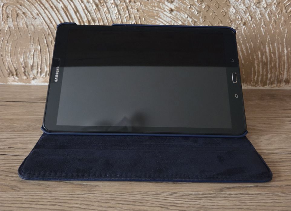 Tablet Samsung Galaxy Tab A6 10,1 + etui