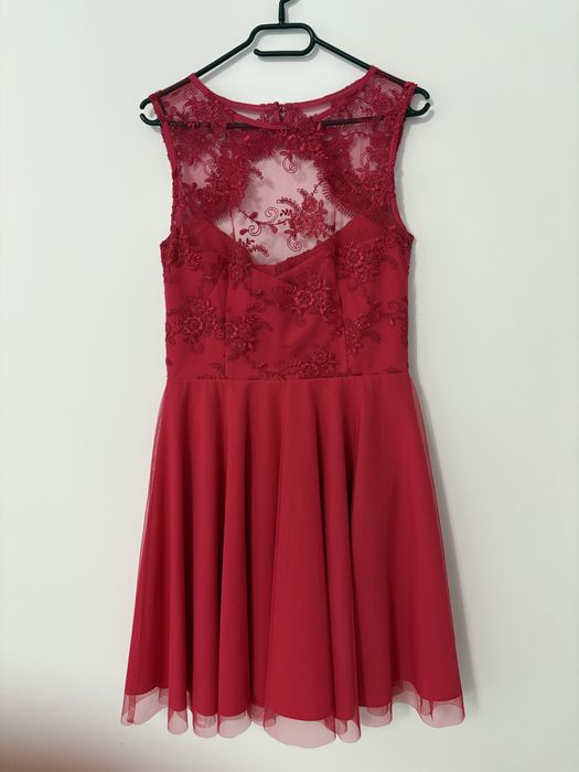 Sukienka balowa czerwona