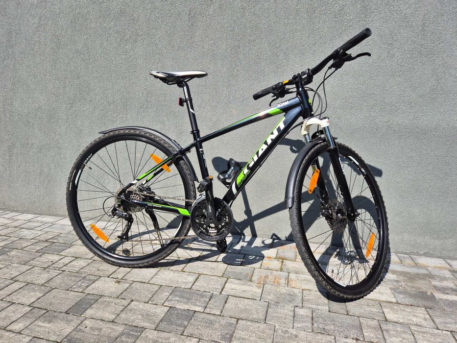 Giant Roam 2 – rama S, koła 28″, napęd Shimano 3×9