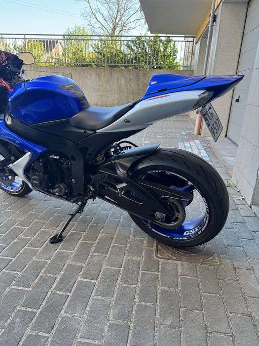 Suzuki GSXR-600 K7