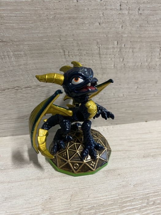 Figurki z gry Skylanders
