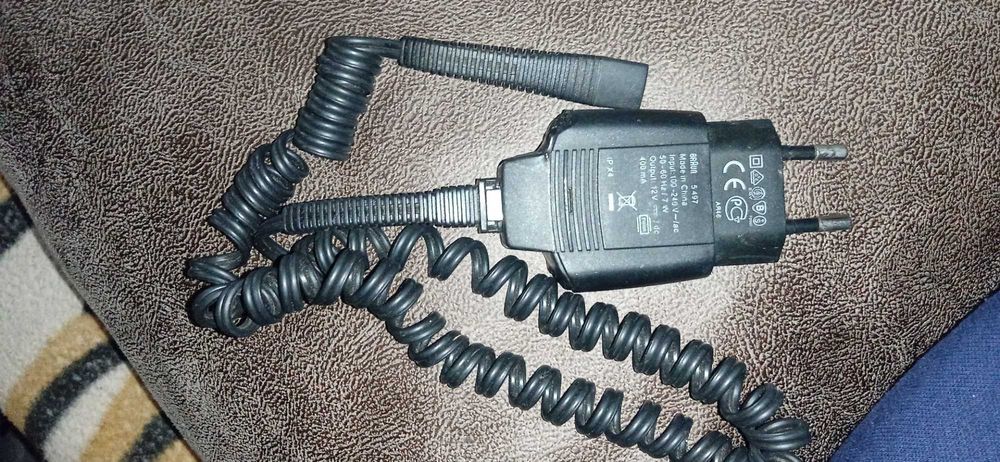 Електробритва BRAUN Series 1 190+ Series 3 330