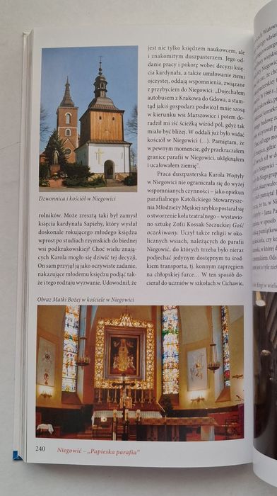 Śladami Jana Pawła II po Małopolsce.
Wyd. 2008, str. 247.
Wym. 125x225