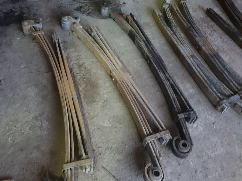 Продам ресори до рекса варіо.