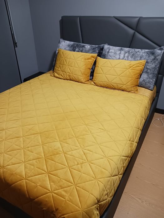 Cama casal otimo estado