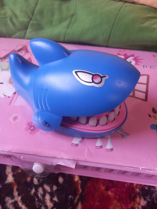 Продам розвиваючі  карти ще іграшки в подарок додам.нки від 3 років