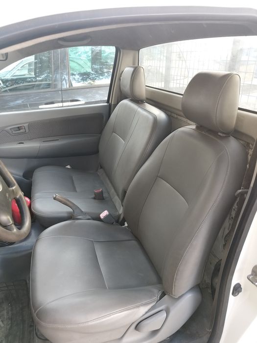 Toyota Hilux de caixa aberta