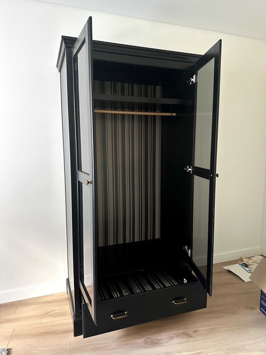 Roupeiro IKEA UNDREDAL – 2 portas + 1 gaveta