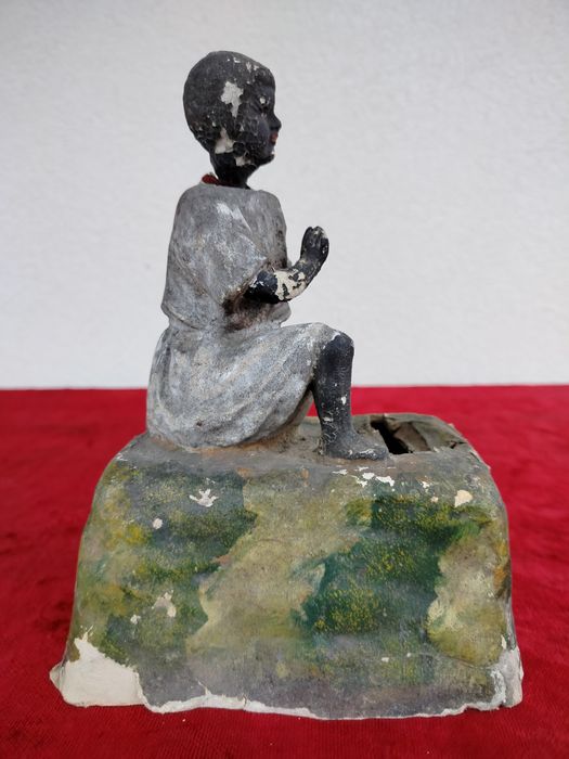 Stara przedwojenna skarbonka koscielna murzynek kiwajacy główka