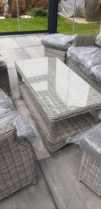 Zestaw mebli ogrodowych z technorattanu Trivento 2