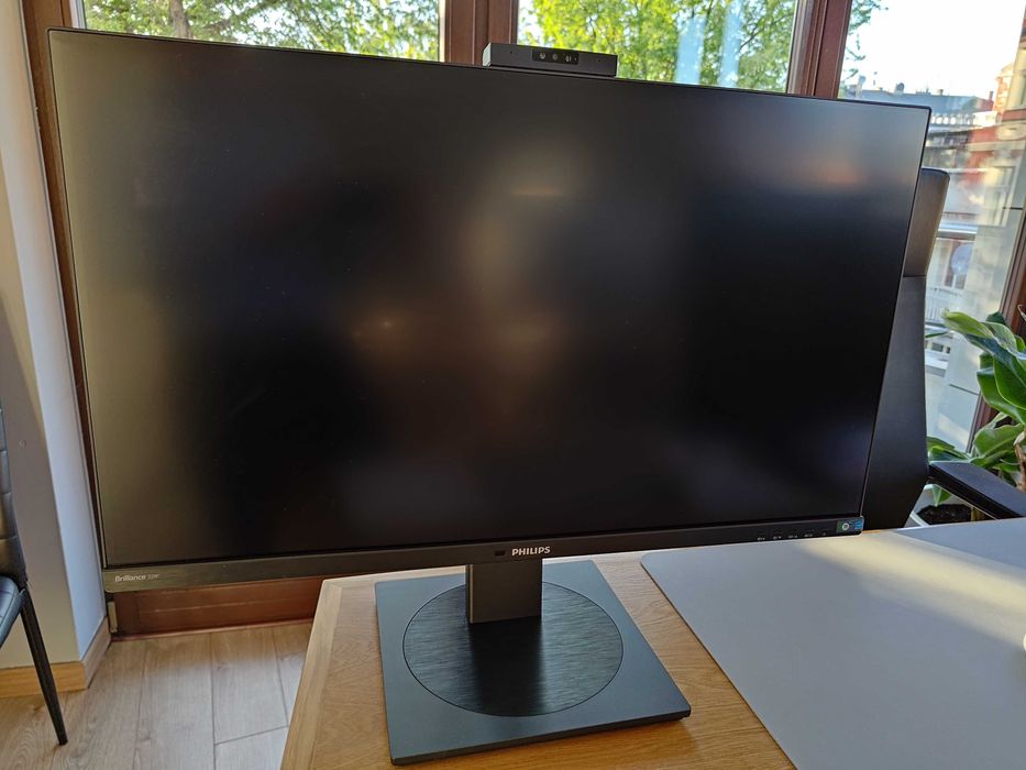 Monitor Philips  329P1H | 32" | 4K | USB-C | Kamera