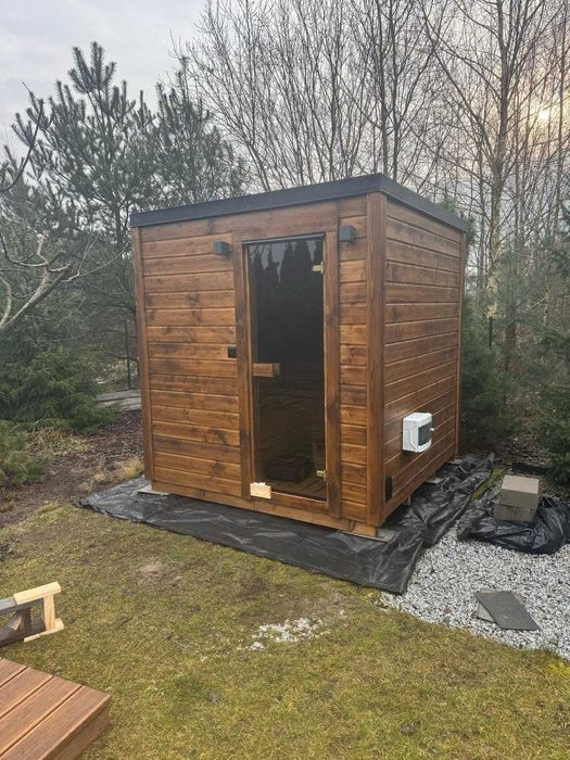 Sauna ogrodowa fińska piec elektryczny Harvia oświetlenie LED