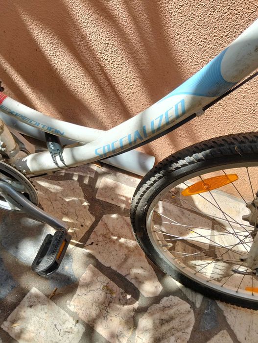 Bicicleta de senhora passeio specialized roda 26"