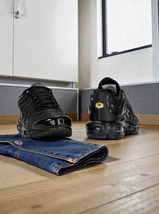 БЕЗ ПЕРЕДОПЛАТИ‼️ Nike Air Max Plus Triple Найк Аир Макс ТН