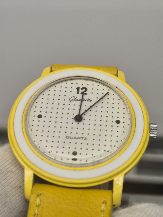 Piękny zegarek *Glashutte* Quartz Made in GDR